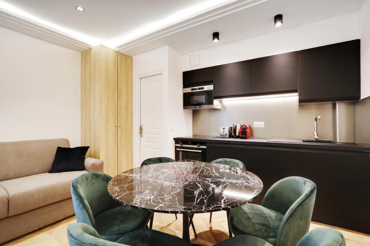 Off Majesti Upper Marais Apartment- Rue Du Faubourg Saint-Martin 巴黎 外观 照片