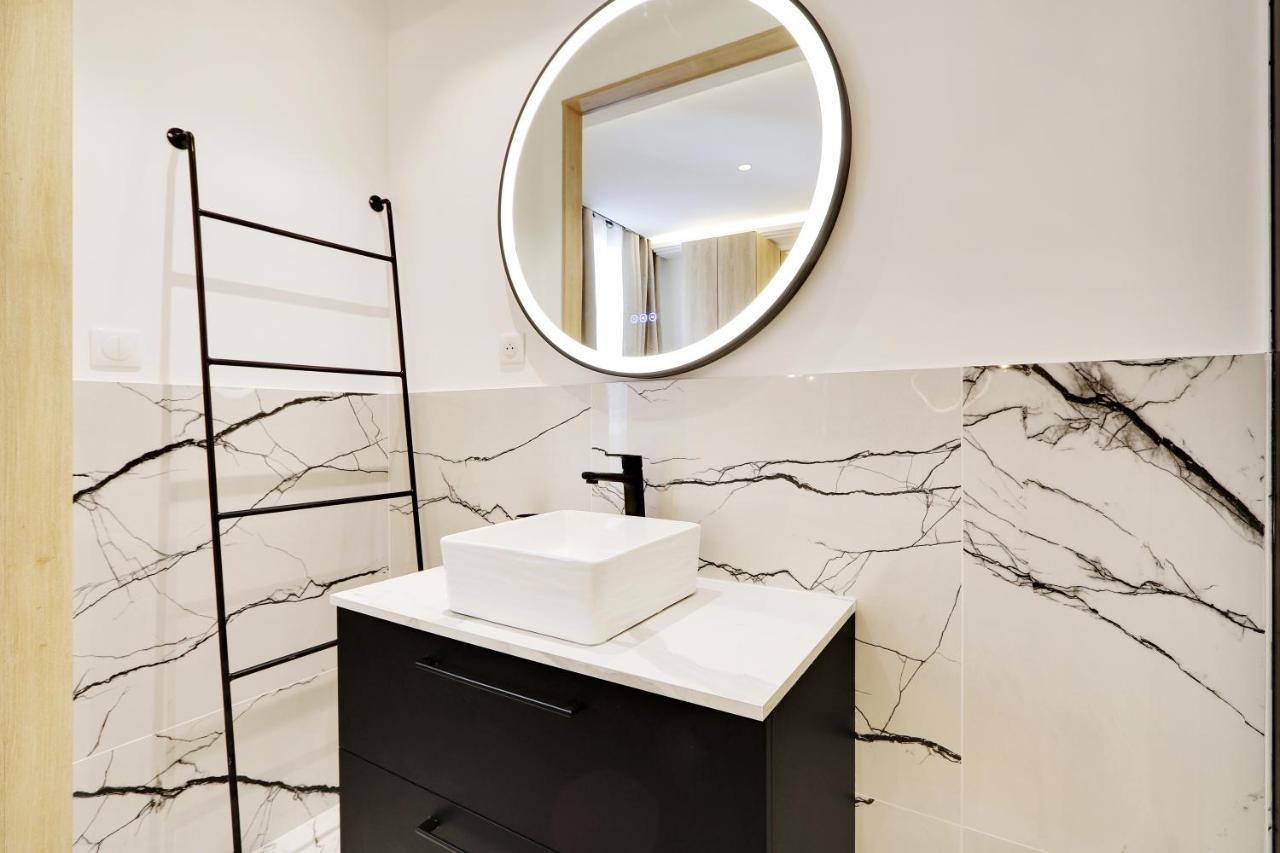 Off Majesti Upper Marais Apartment- Rue Du Faubourg Saint-Martin 巴黎 外观 照片