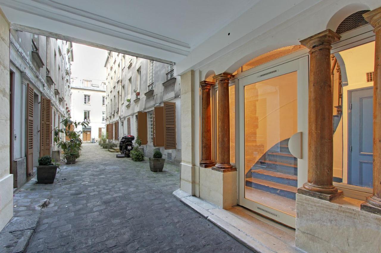 Off Majesti Upper Marais Apartment- Rue Du Faubourg Saint-Martin 巴黎 外观 照片