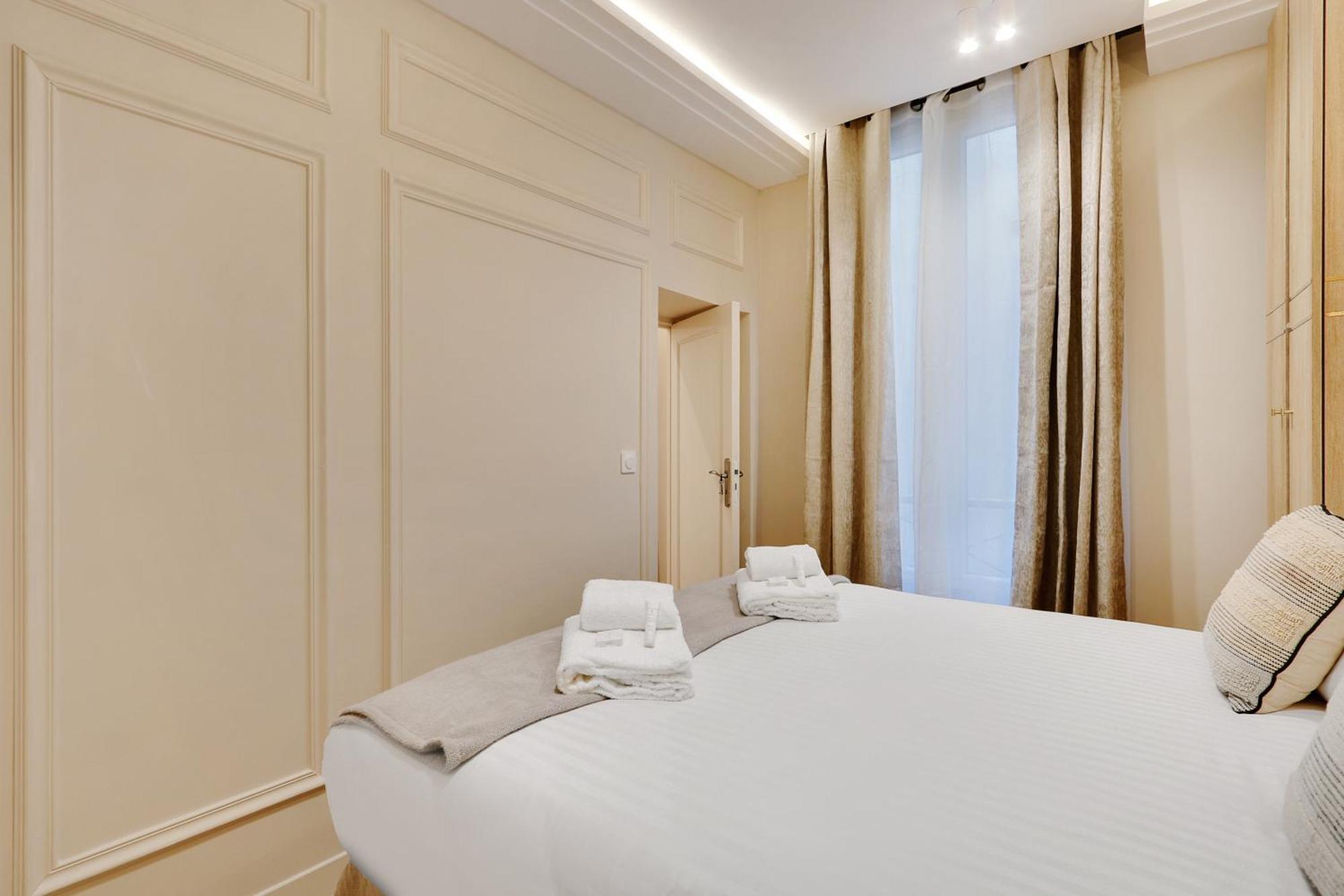 Off Majesti Upper Marais Apartment- Rue Du Faubourg Saint-Martin 巴黎 外观 照片