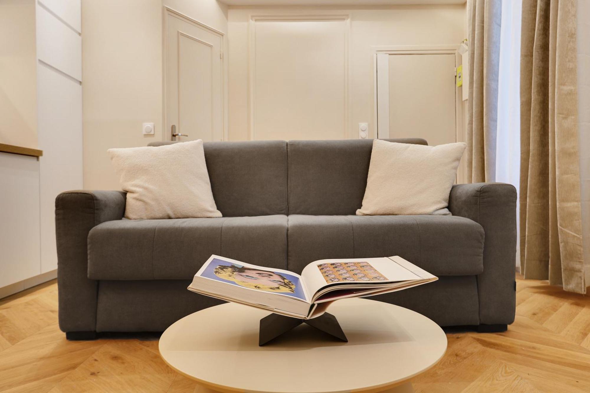 Off Majesti Upper Marais Apartment- Rue Du Faubourg Saint-Martin 巴黎 外观 照片