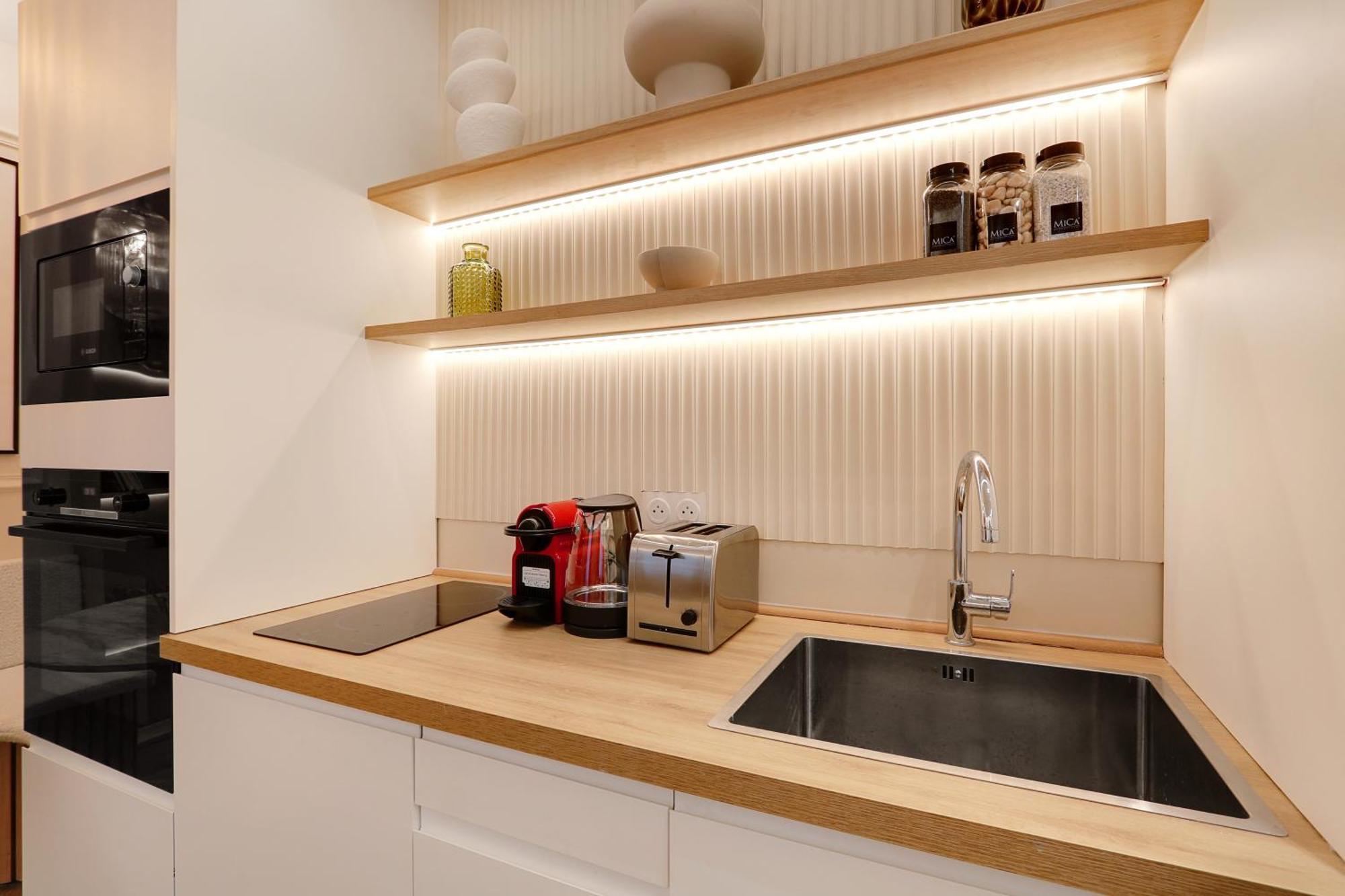 Off Majesti Upper Marais Apartment- Rue Du Faubourg Saint-Martin 巴黎 外观 照片